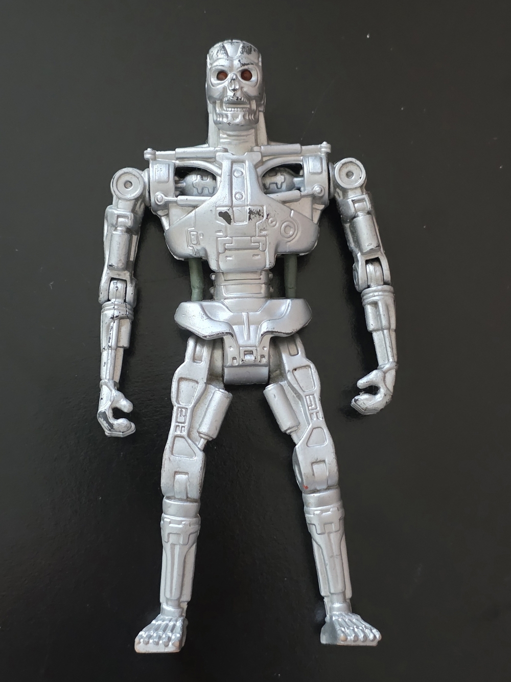 Terminator 2 T-800 Endoskeleton Action Figure Kenner 1991 T2 Judgment Silver Toy